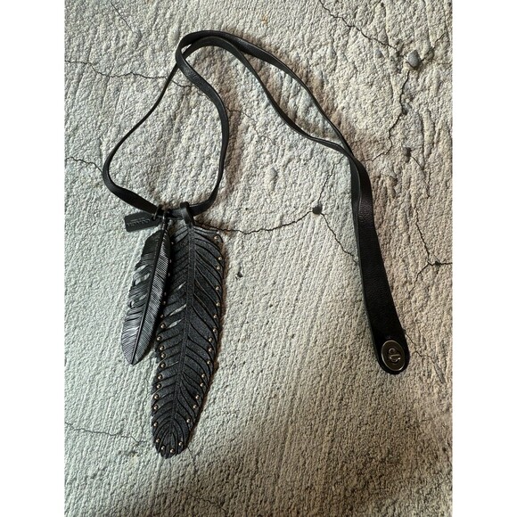 NWT Coach Black Metal and Leather Strap Feather Necklace 28" - Picture 5 of 15